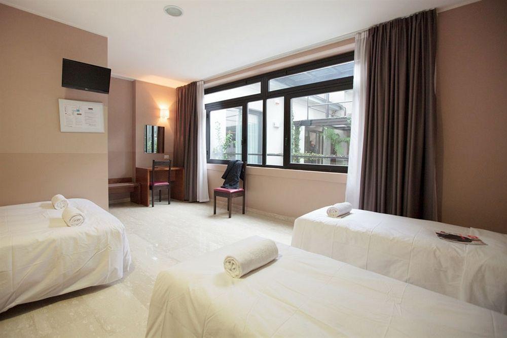Oasi Village Hotel Milano Dış mekan fotoğraf